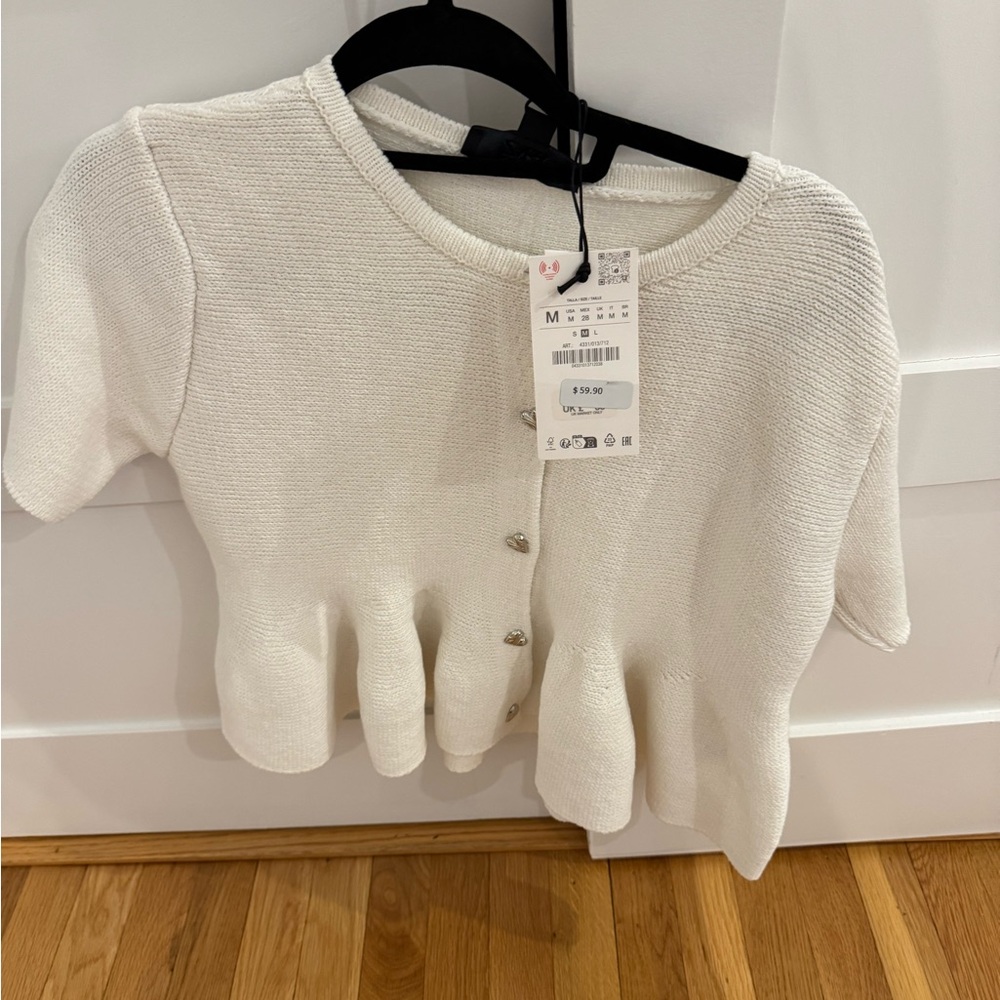 Peplum white knit jacket